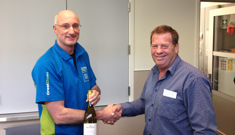 Photo Chris (Chappy) CPhoto National Quality/Training Manager Chris (Chappy) Chapman and franchisee Paul Admiraal.