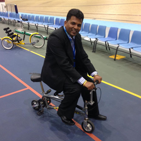CrestClean’s Viky Narayan takes the mini tandem for a spin.