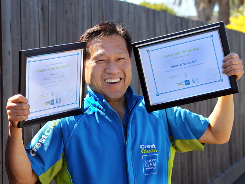 Mark and Lee and his wife Nancy were award the title of Tauranga Franchisee of the Year.